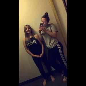 Meet your Posher, Alexis